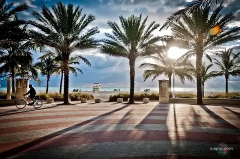 100 Lincoln Road Miami Beach FL 33139