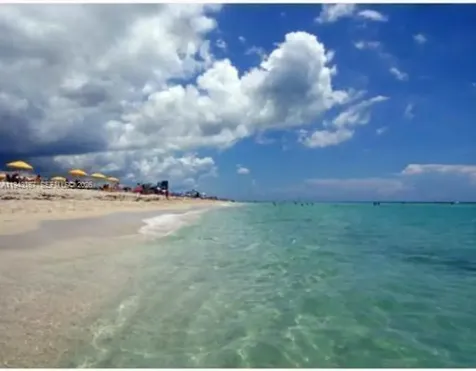 100 Lincoln Road Miami Beach FL 33139