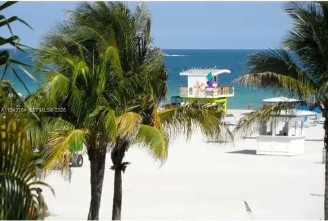 100 Lincoln Road Miami Beach FL 33139