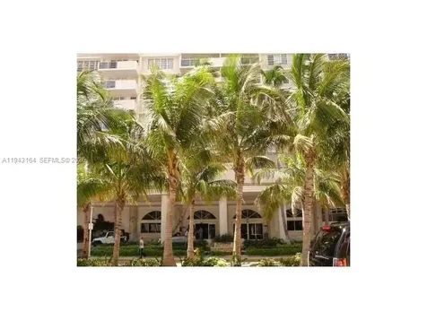 100 Lincoln Road Miami Beach FL 33139