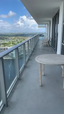 4010 S Ocean Drive Hollywood FL 33019