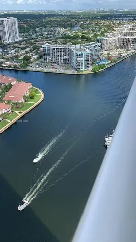 4010 S Ocean Drive Hollywood FL 33019