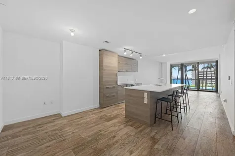 650 NE 32nd Street Miami FL 33137