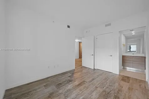 650 NE 32nd Street Miami FL 33137
