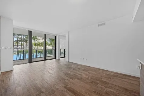 650 NE 32nd Street Miami FL 33137