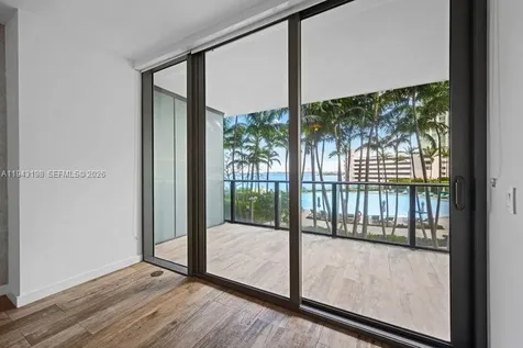 650 NE 32nd Street Miami FL 33137