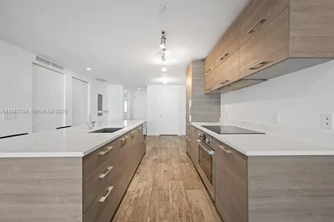 650 NE 32nd Street Miami FL 33137