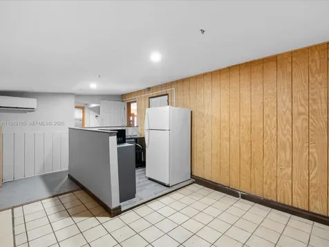 8840 SW 50th Terrace Miami FL 33165
