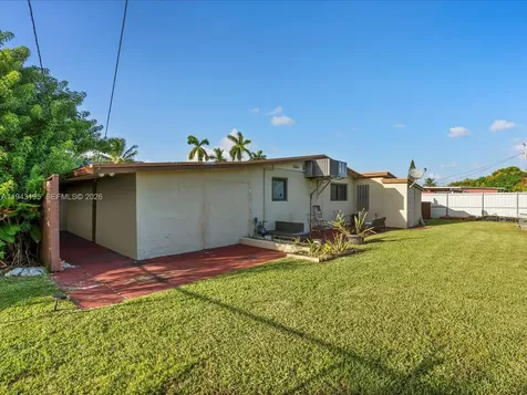 8840 SW 50th Terrace Miami FL 33165
