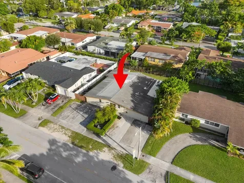 8840 SW 50th Terrace Miami FL 33165