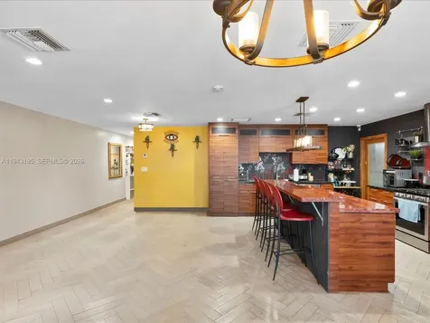 8840 SW 50th Terrace Miami FL 33165