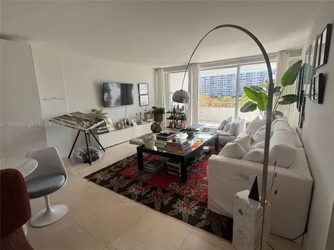155 Ocean Lane Drive Key Biscayne FL 33149