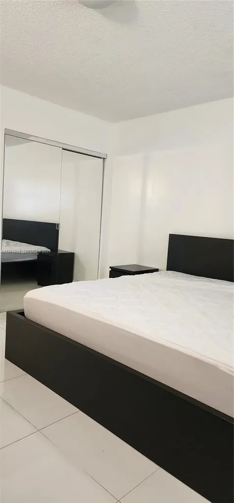 5300 Washington Street Hollywood FL 33021
