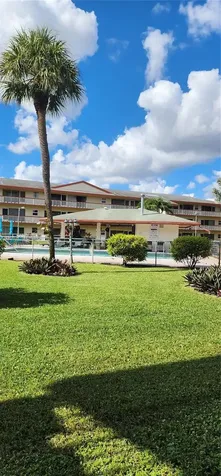 5300 Washington Street Hollywood FL 33021