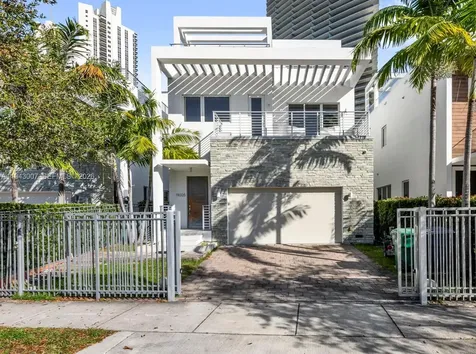 19005 Atlantic Boulevard Sunny Isles Beach FL 33160