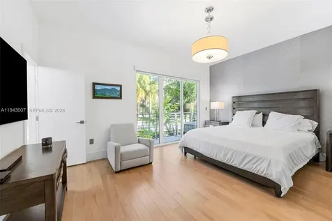19005 Atlantic Boulevard Sunny Isles Beach FL 33160