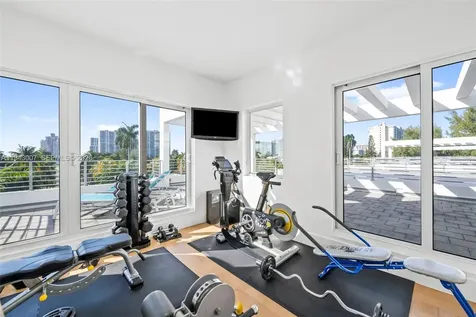 19005 Atlantic Boulevard Sunny Isles Beach FL 33160