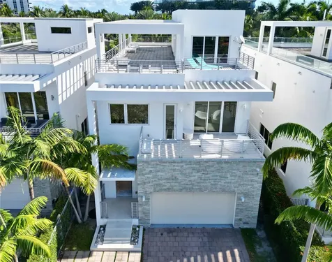 19005 Atlantic Boulevard Sunny Isles Beach FL 33160