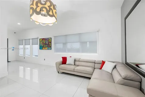 19005 Atlantic Boulevard Sunny Isles Beach FL 33160