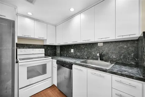 900 Bay Drive Miami Beach FL 33141