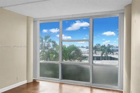 900 Bay Drive Miami Beach FL 33141