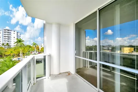 900 Bay Drive Miami Beach FL 33141