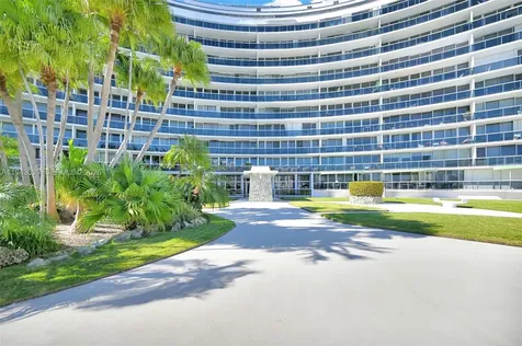 900 Bay Drive Miami Beach FL 33141
