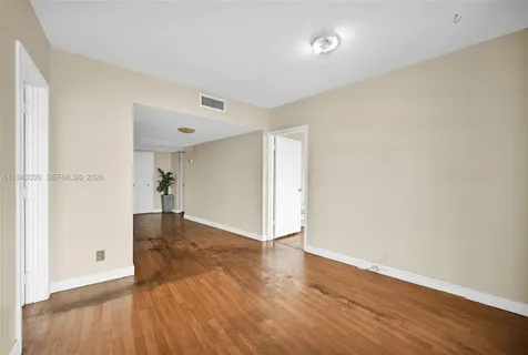 900 Bay Drive Miami Beach FL 33141