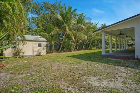 7695 SW 142nd Street Palmetto Bay FL 33158