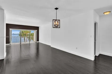 500 Bayview Drive Sunny Isles Beach FL 33160