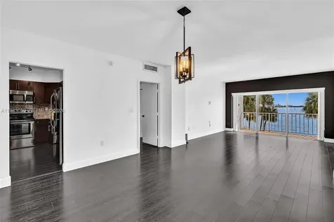 500 Bayview Drive Sunny Isles Beach FL 33160
