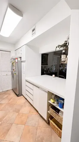 200 Lakeview Drive Weston FL 33326