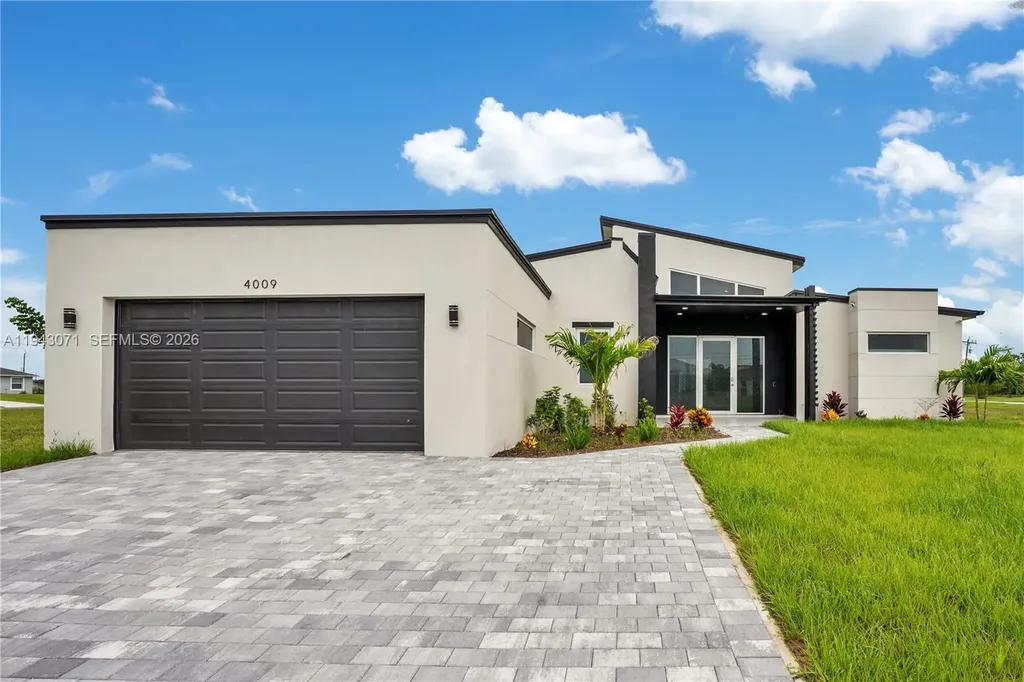4009 W Jacaranda Parkway Cape Coral FL 33993
