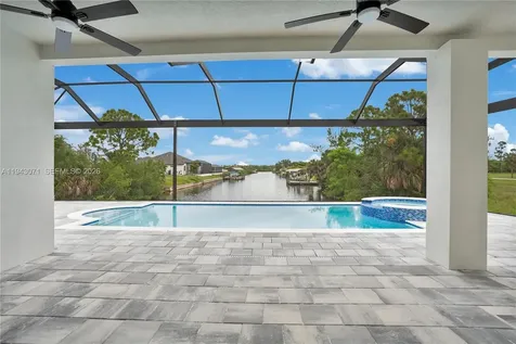 4009 W Jacaranda Parkway Cape Coral FL 33993