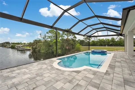 4009 W Jacaranda Parkway Cape Coral FL 33993
