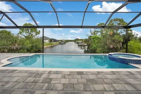 4009 W Jacaranda Parkway Cape Coral FL 33993