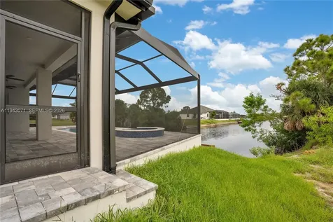 4009 W Jacaranda Parkway Cape Coral FL 33993