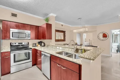 17100 N Bay Road Sunny Isles Beach FL 33160