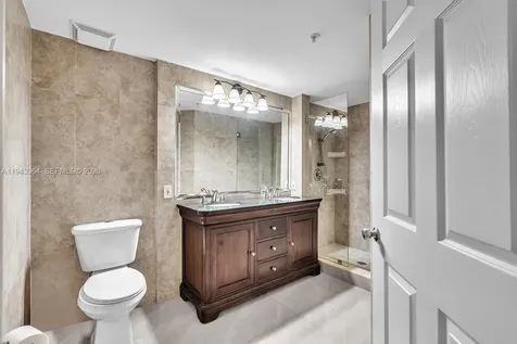 17100 N Bay Road Sunny Isles Beach FL 33160
