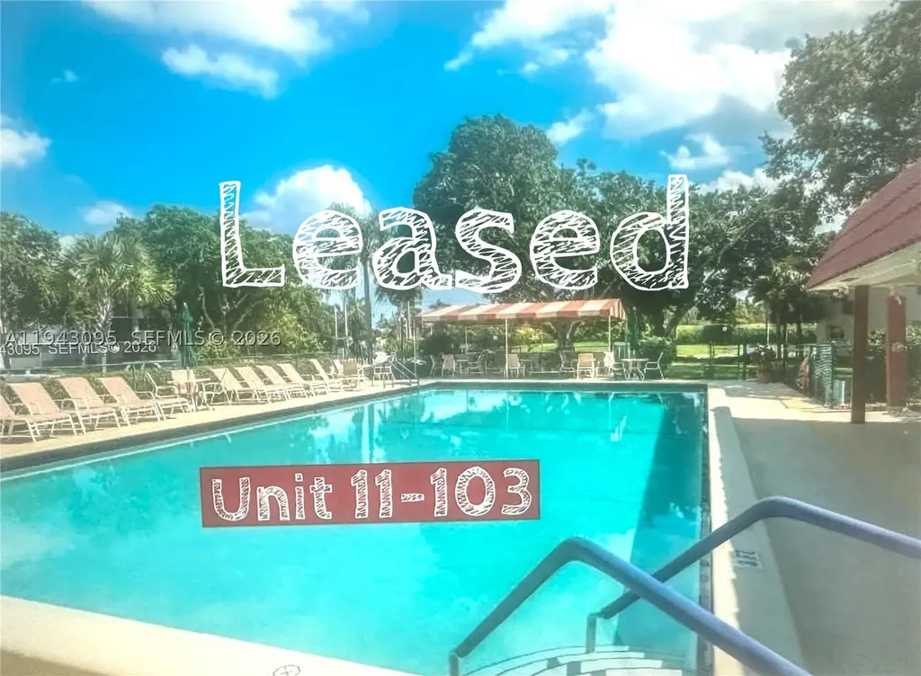 9410 N Hollybrook Lake Drive Pembroke Pines FL 33025