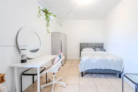 7441 Wayne Avenue Miami Beach FL 33141