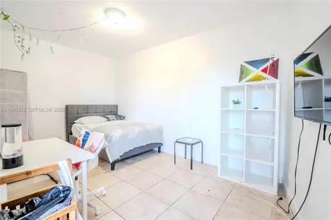 7441 Wayne Avenue Miami Beach FL 33141