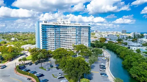 7441 Wayne Avenue Miami Beach FL 33141