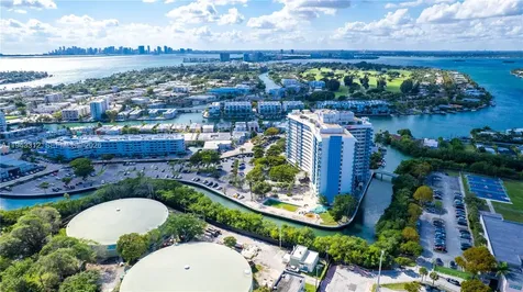 7441 Wayne Avenue Miami Beach FL 33141