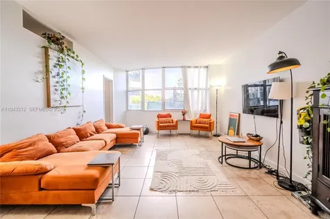 7441 Wayne Avenue Miami Beach FL 33141