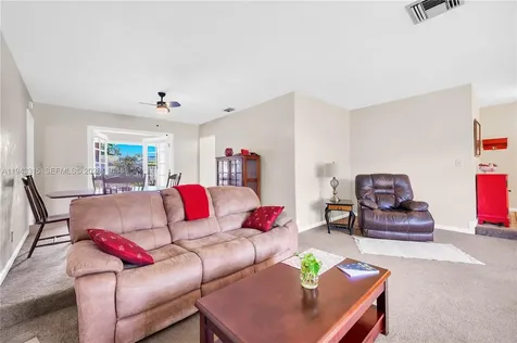1191 NW 77th Avenue Plantation FL 33322