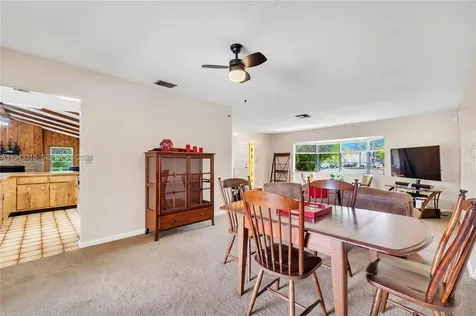 1191 NW 77th Avenue Plantation FL 33322