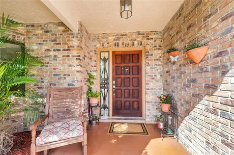 1191 NW 77th Avenue Plantation FL 33322
