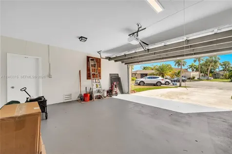1191 NW 77th Avenue Plantation FL 33322