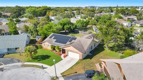 1191 NW 77th Avenue Plantation FL 33322
